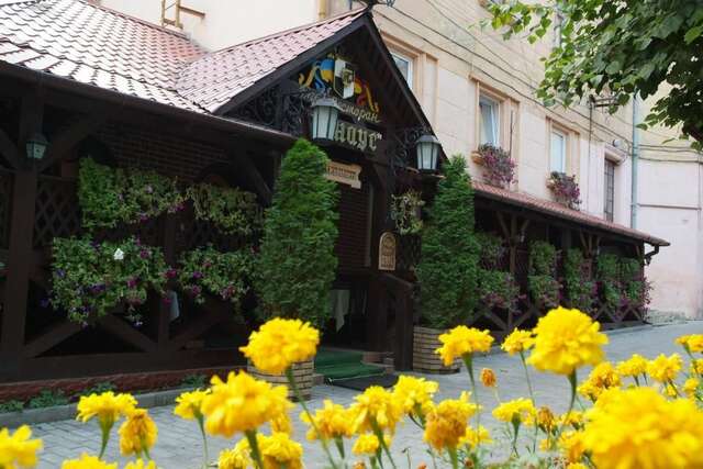 Апартаменты Apartment Tsentr on Pochtovaya Черновцы-36
